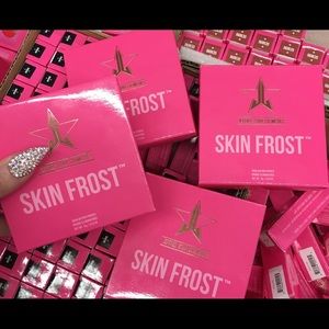 Jeffree Star Skin Frost “Mint Condition”